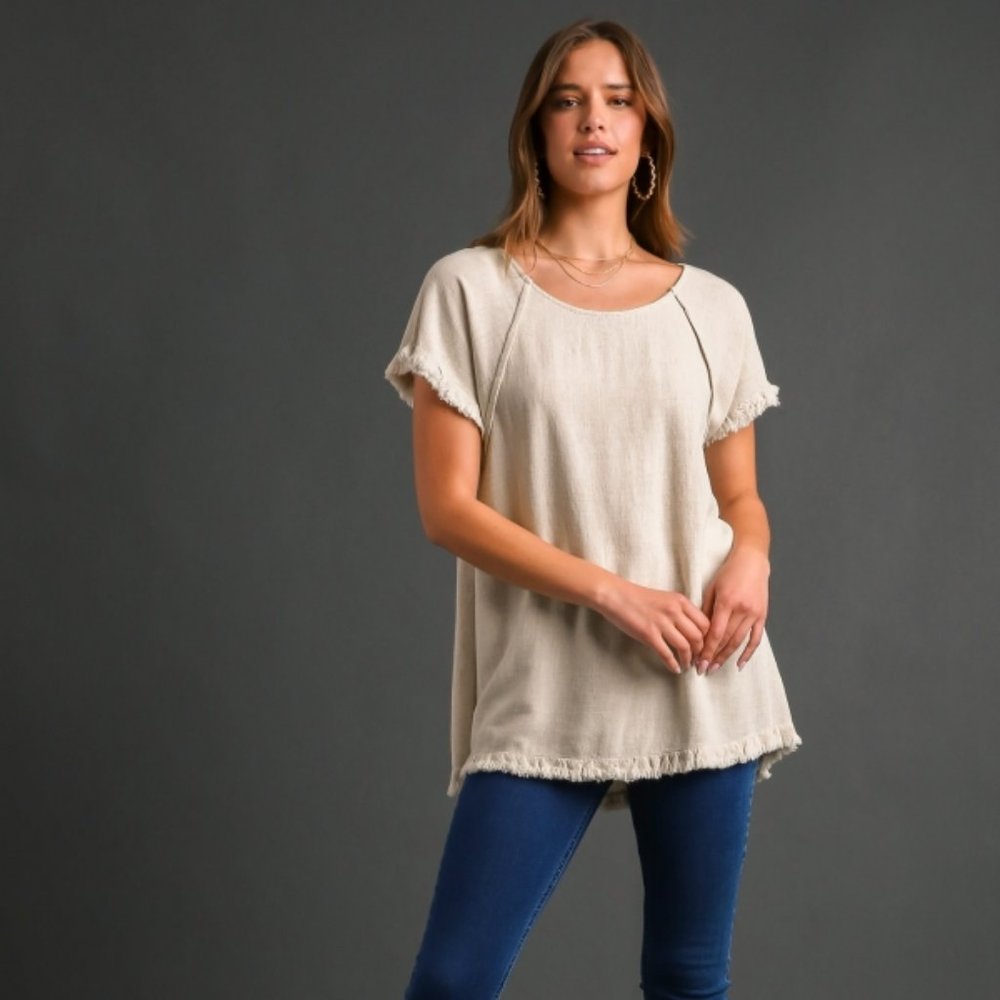 Umgee Linen Blend Short Sleeve Pintuck Round Neck High Low Top with Fringe Hems